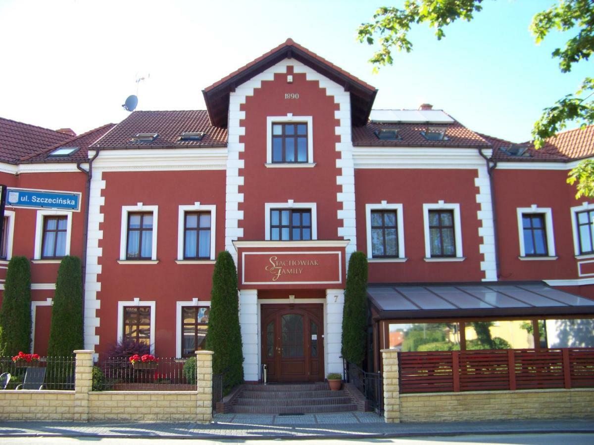 Sapphire Apartment Ревал Екстериор снимка